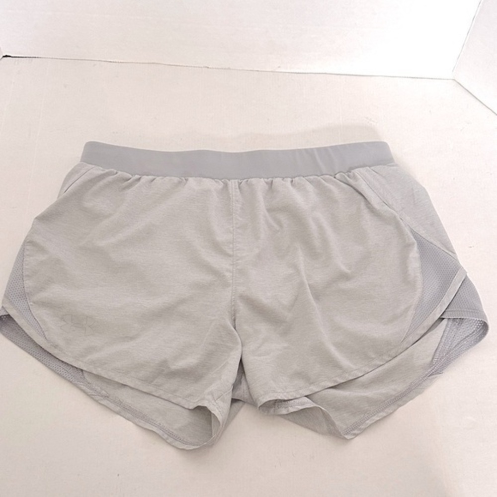 Under Armor Womens Loose Heat gear Shorts Light Gray Size small EUC